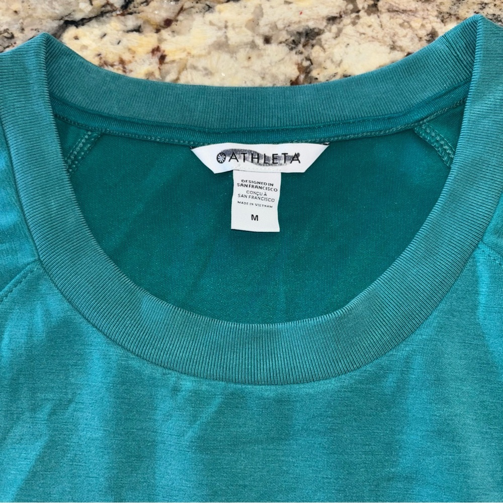Athleta Seasoft Sweatshirt Tee NWT - Picture 8 of 9